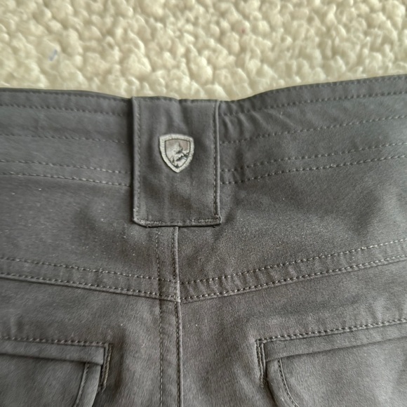 Kuhl Women's Gray Cargo Pants - Picture 6 of 7